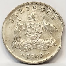 AUSTRALIA 1960 . SIXPENCE . ERROR . CLIPPED PLANCHET . BITTEN EDGE